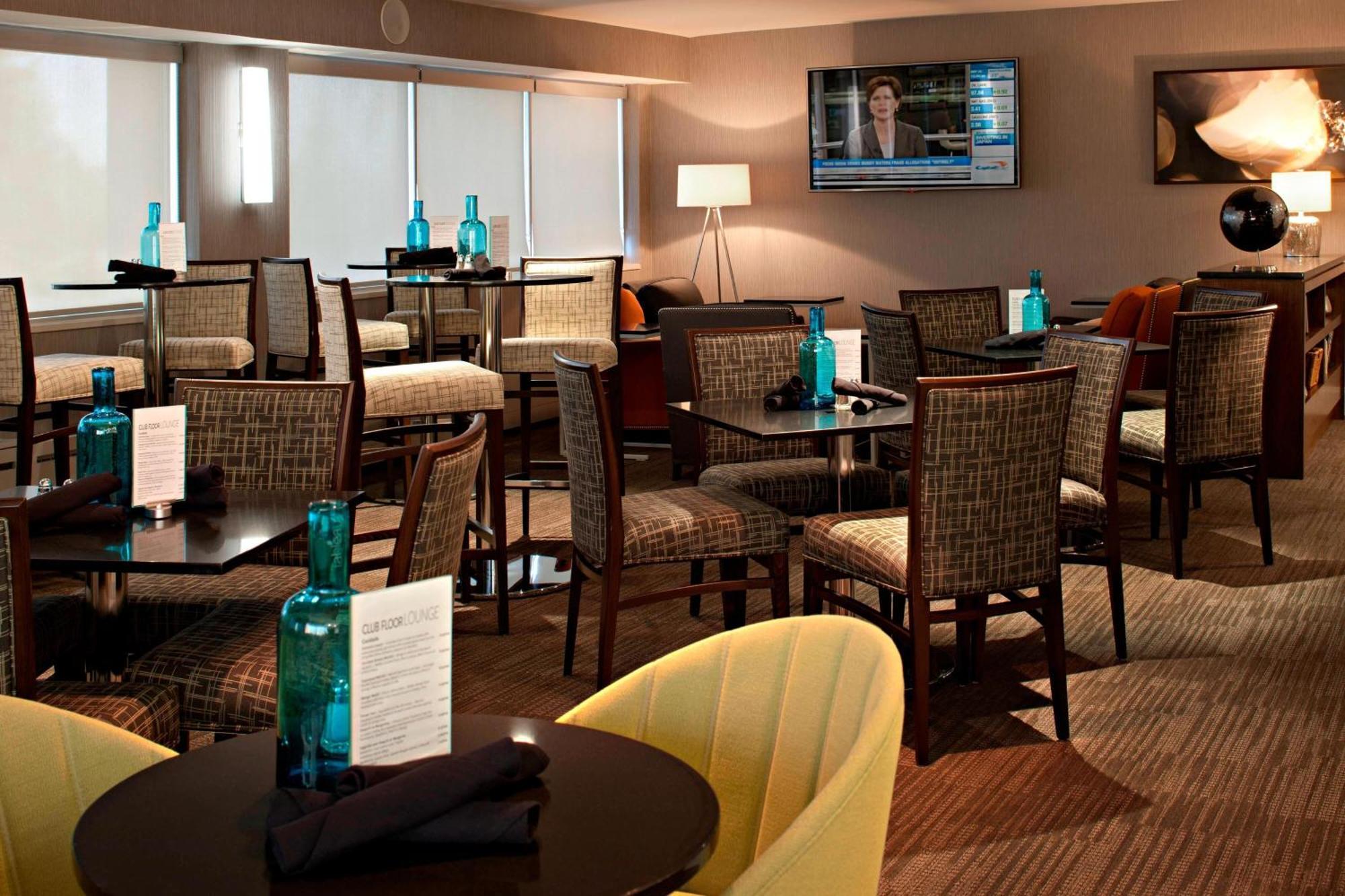 Delta Hotels By Marriott Calgary South Eksteriør bilde