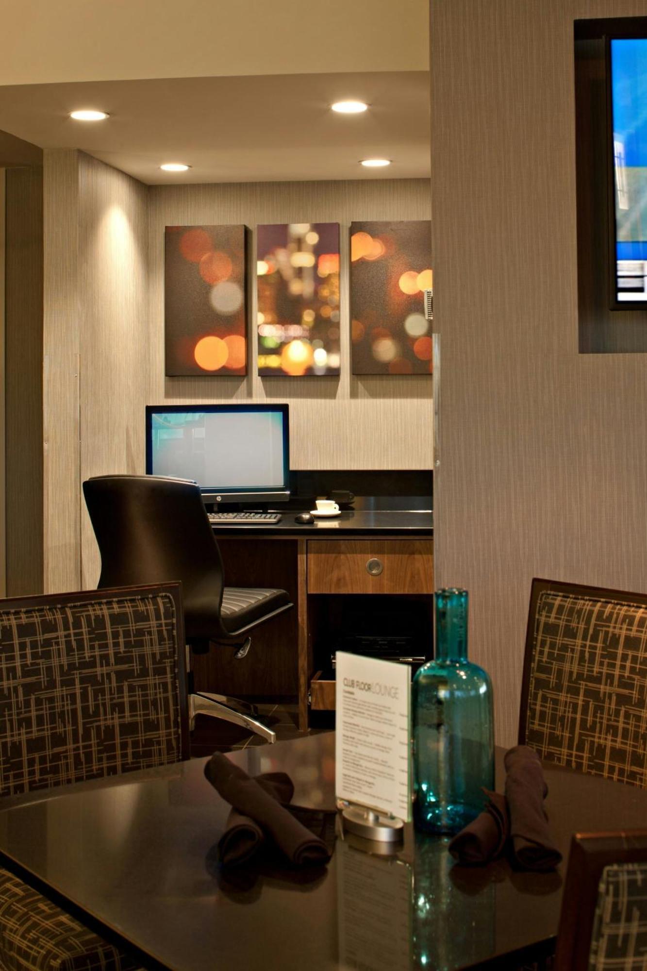 Delta Hotels By Marriott Calgary South Eksteriør bilde